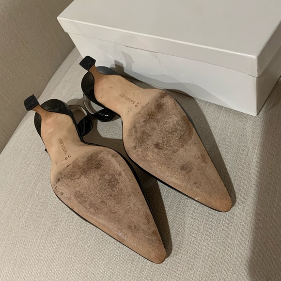 Manolo Blahnik Black Patent Slingbacks - Picture 6 of 14